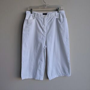 Burberry Golf Women's White Bermuda Shorts